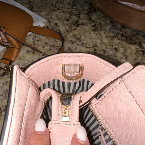 Kate Spade Purse. Lightly used. - Picture 5 of 12